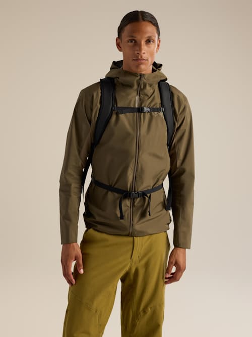 on model image of Mantis 16 Backpack