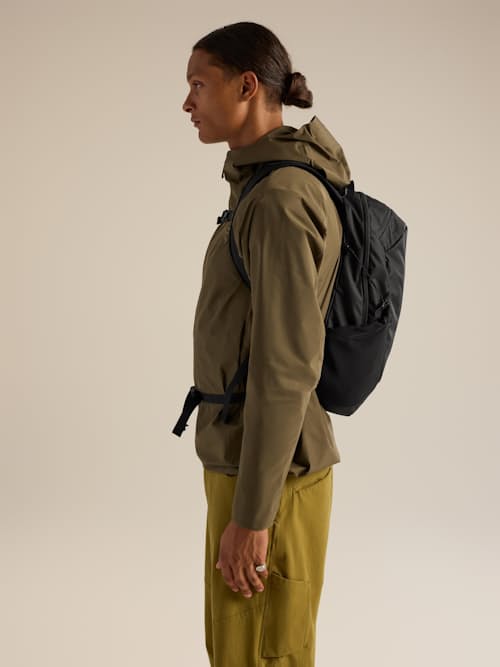 on model image of Mantis 16 Backpack