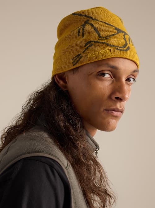 on model image of Bird Head Toque
