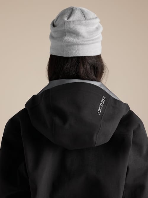 on model image of Bird Head Toque