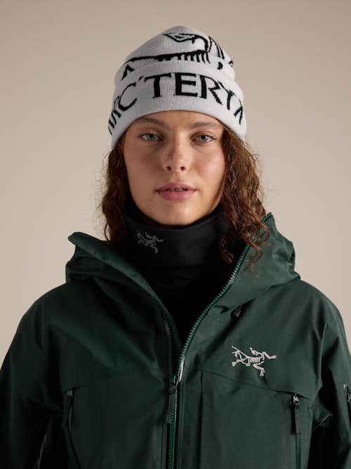 on model image of Bird Word Toque