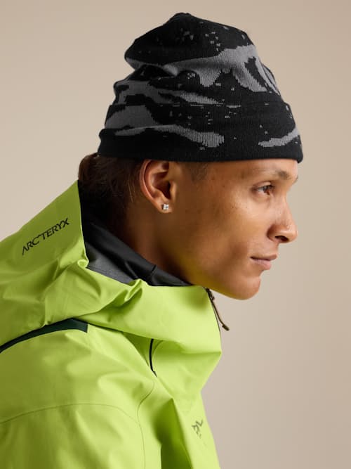 on model image of Grotto Toque