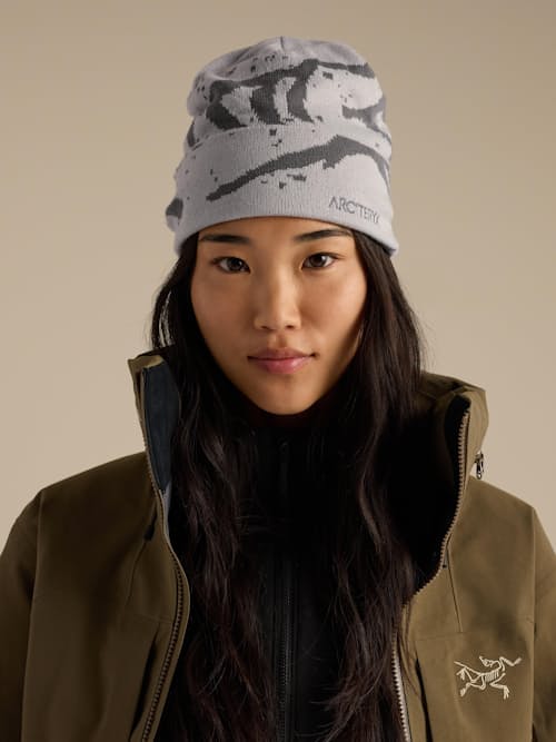 on model image of Grotto Toque