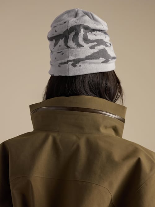 on model image of Grotto Toque