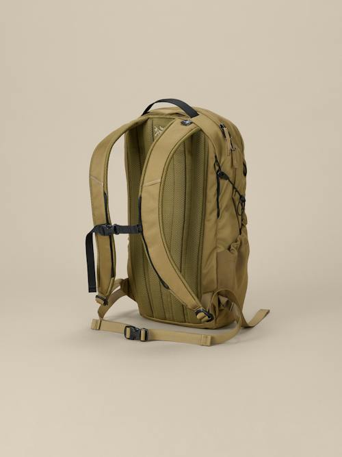 no crop image of Mantis 16 Backpack