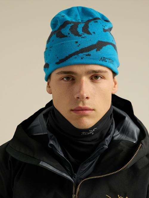 on model image of Grotto Toque