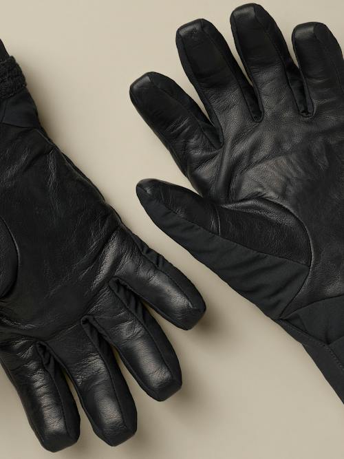 laydown detail image of Venta GTX Glove