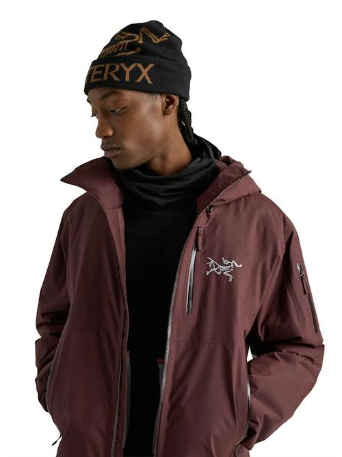 on model image of Bird Word Toque