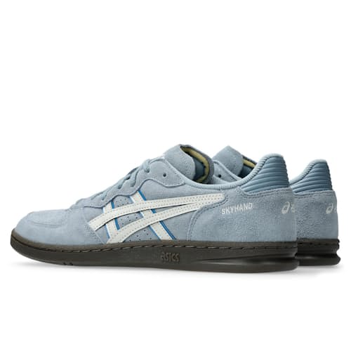 laydown image of Skyhand OG Sneaker
