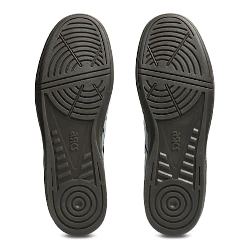 laydown image of Skyhand OG Sneaker