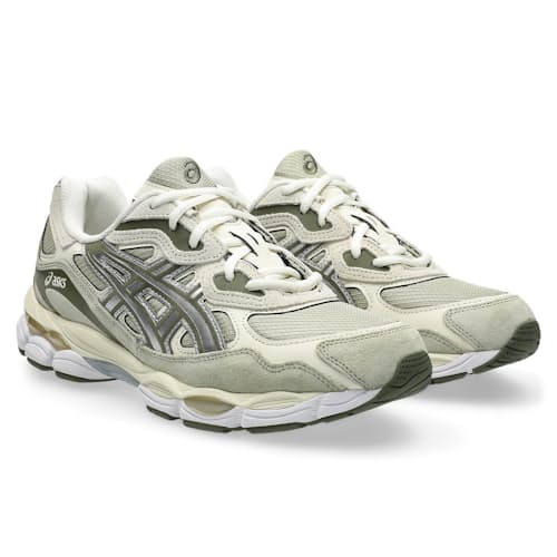 laydown image of Gel-NYC Sneaker