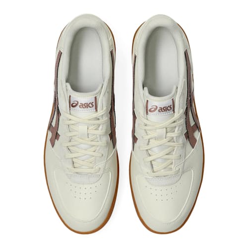 laydown image of Skyhand OG Sneaker