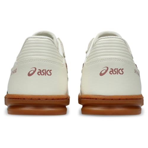 laydown image of Skyhand OG Sneaker