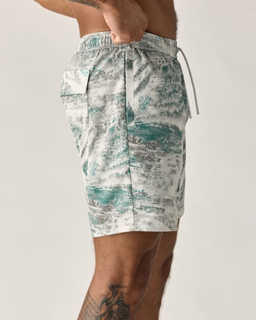 on model image of Performance Lined Swim Trunk - 7"