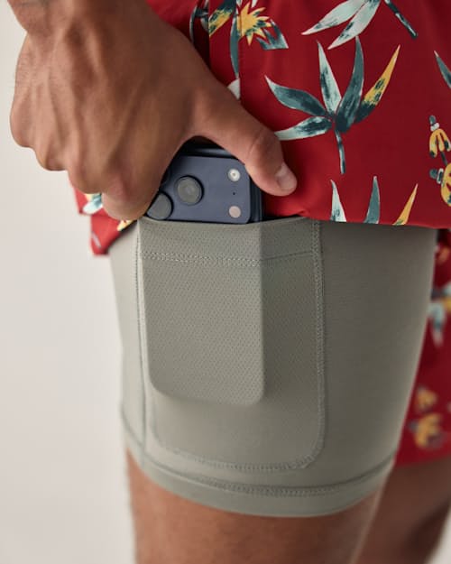 on model image of Performance Lined Swim Trunk - 7"