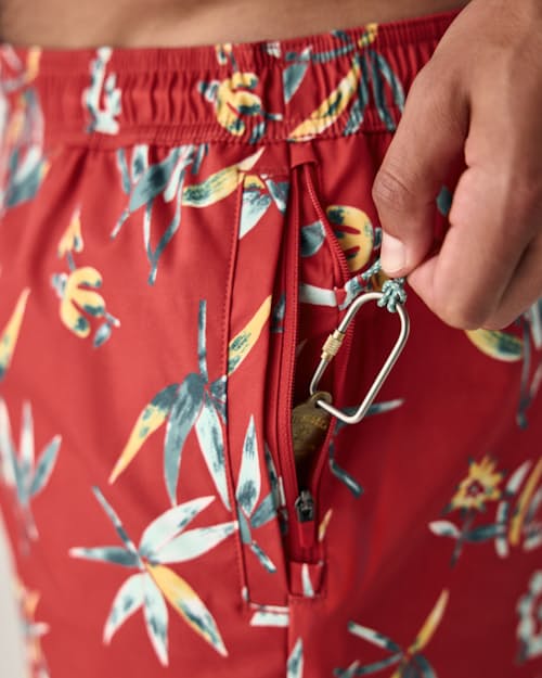 on model image of Performance Lined Swim Trunk - 7"