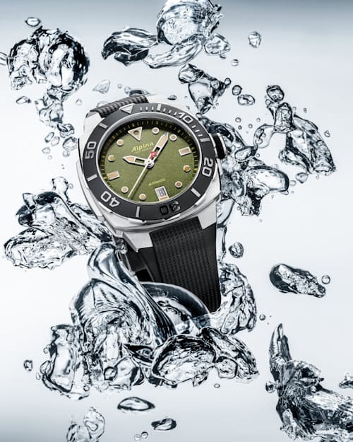 lifestyle image of Diver Extreme Automatic