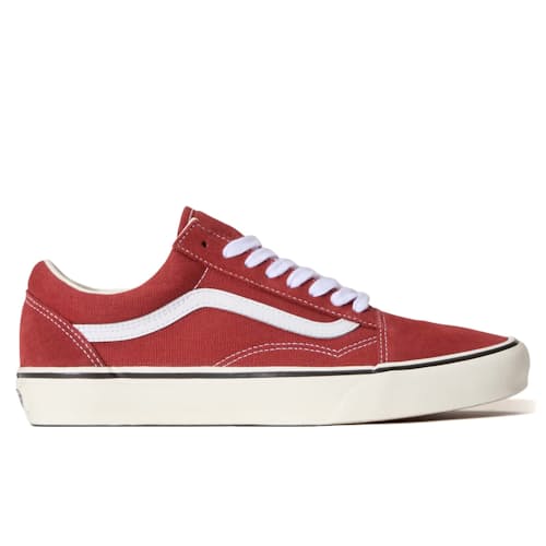 laydown image of Premium Old Skool Sneaker