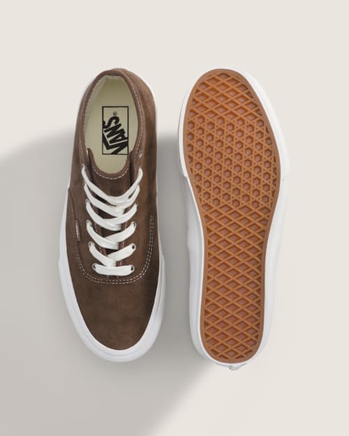 no crop image of Premium Authentic Hi 2.0 Sneaker
