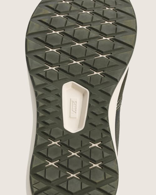 laydown detail image of Ultrarange 2.0 SE Sneaker