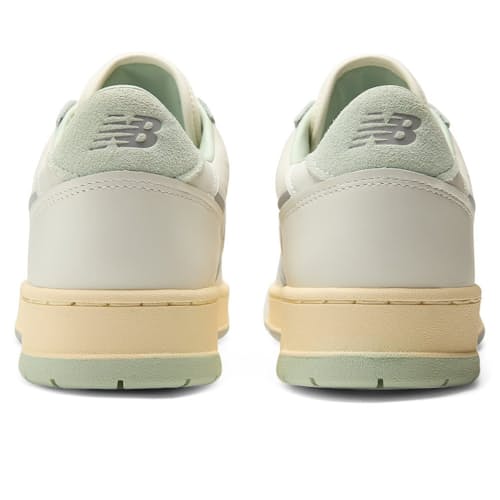 laydown image of 950 Sneaker