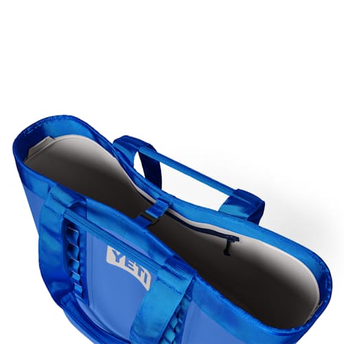 laydown detail image of Camino Carryall 50L Tote