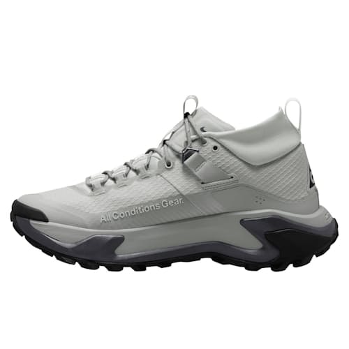 laydown image of ACG Zegama Hike