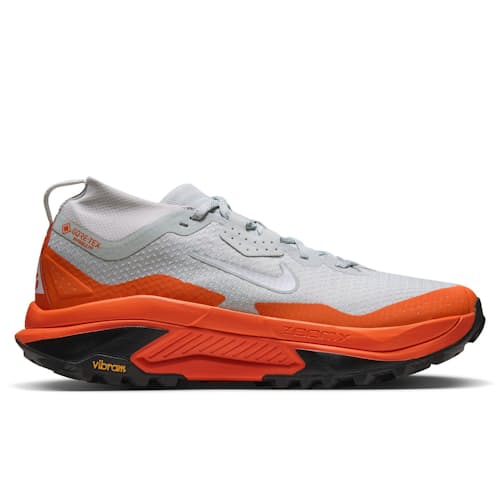 laydown image of ACG Zegama Trail GTX