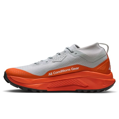 laydown image of ACG Zegama Trail GTX
