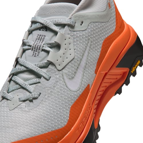 laydown detail image of ACG Zegama Trail GTX