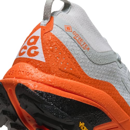 laydown detail image of ACG Zegama Trail GTX