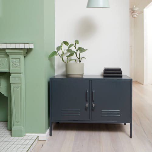 lifestyle image of The Lowdown Locker