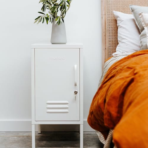 lifestyle image of The Shorty Locker