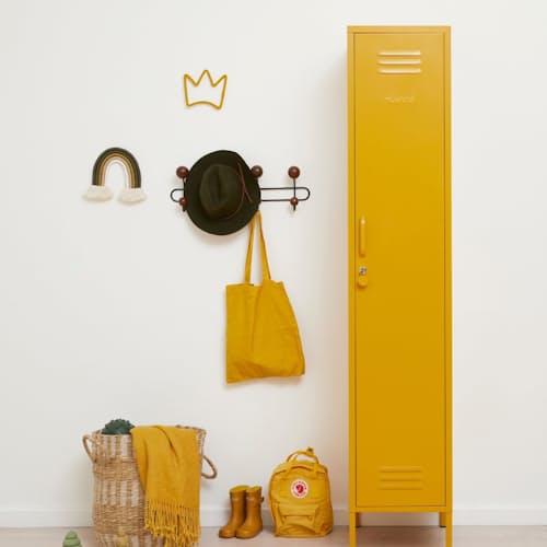 lifestyle image of The Skinny Locker