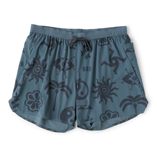 laydown image of Alta Run Shorts - 5"