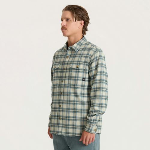 on model image of Nordsman Shirt 2.0