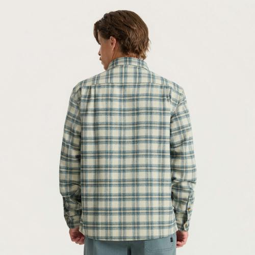 on model image of Nordsman Shirt 2.0