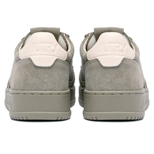 laydown image of Medalist Sneaker