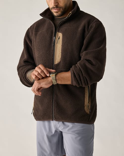 on model image of Tahr Fleece Jacket