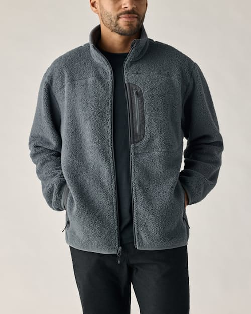 on model image of Tahr Fleece Jacket