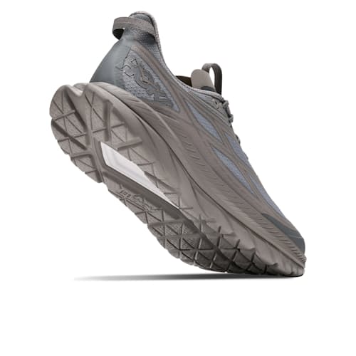 laydown image of Mach Remastered Sneaker