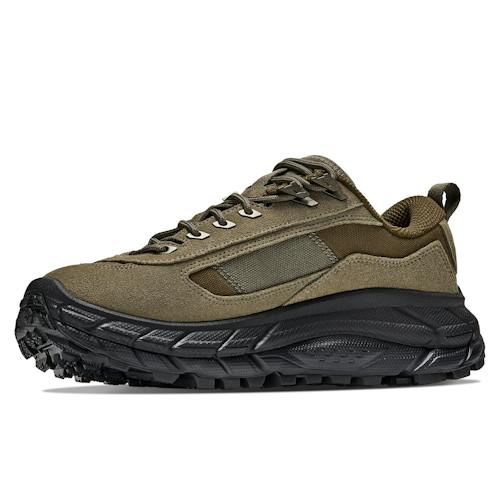laydown image of U Tor Summit Hiking Sneaker