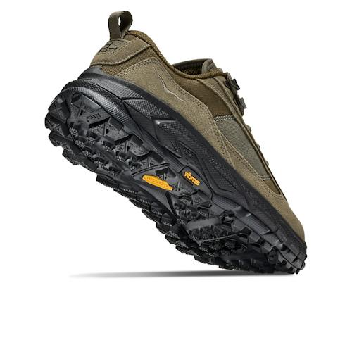 laydown image of U Tor Summit Hiking Sneaker