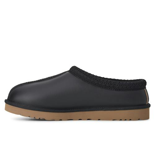 laydown image of Tasman Slipper