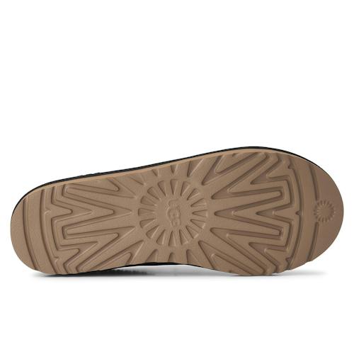 laydown image of Tasman Slipper