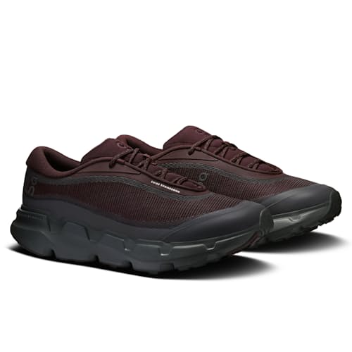 laydown image of Cloudsoma Hiking Sneaker