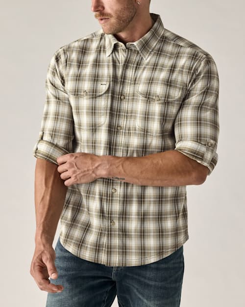on model image of Gulfstream Performance Shirt