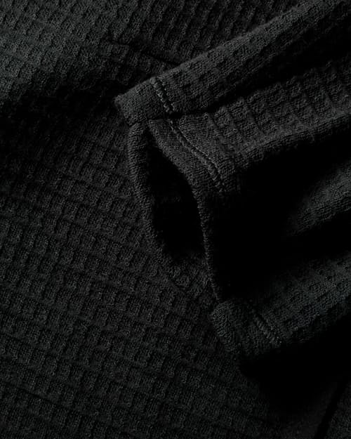 laydown detail image of Thermal 72-Hour 1/4 Zip