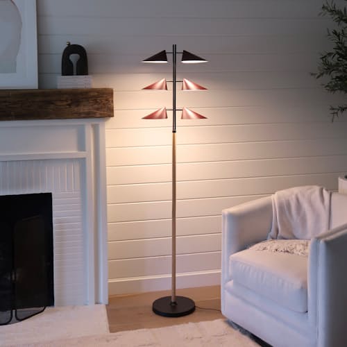 lifestyle image of Ivo Table Lamp