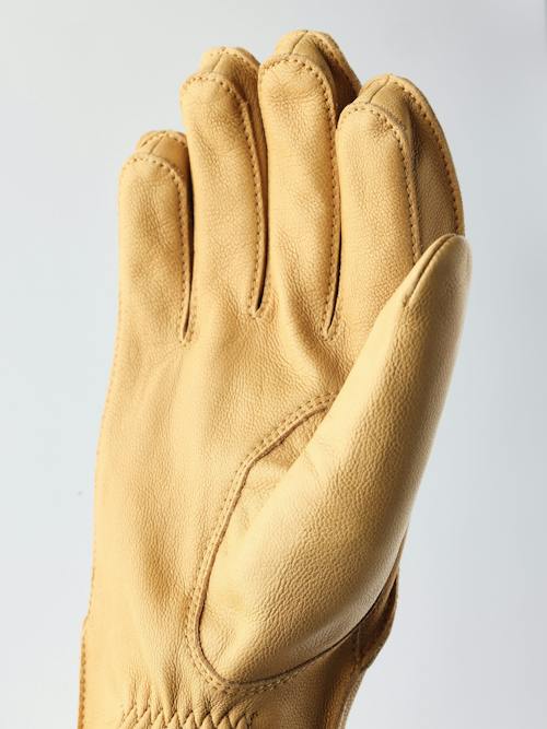 laydown detail image of Mylonite Tan 7 Glove